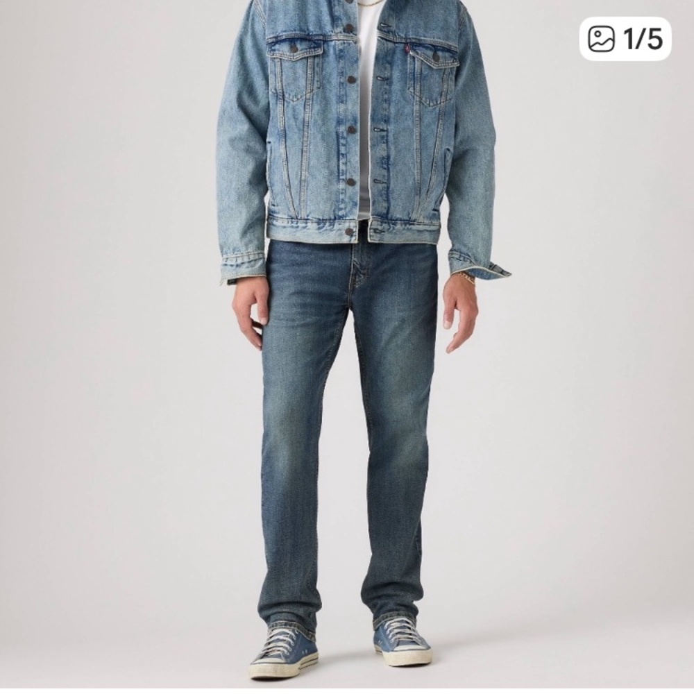 Levi's 514 Medium Blue Straight-Leg Denim Jeans
